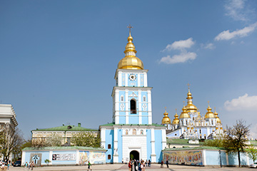 烏克蘭基輔達(dá)爾尼齊亞巴士站三字代碼(QOF),基輔達(dá)爾尼齊亞巴士站(Darnitsa Bus Station)四字碼,烏克蘭機(jī)場三字碼查詢